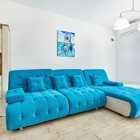 Sea View By Alz Apartahotel