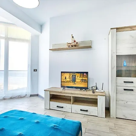 Sea View By Alz Apartahotel