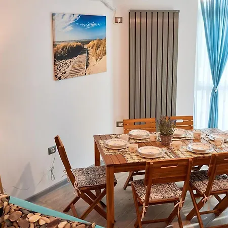 Apartahotel Sea View By Alz 3*